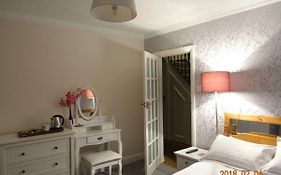 Surrey Homestay